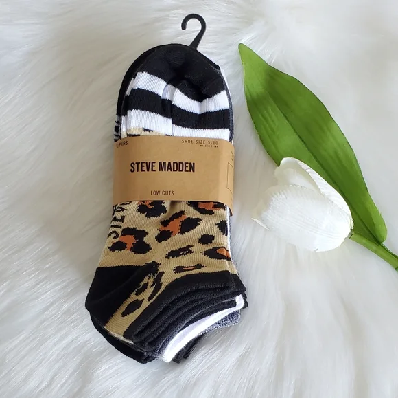 10 Pairs Steve Madden Low Cuts Socks - Picture 1 of 5